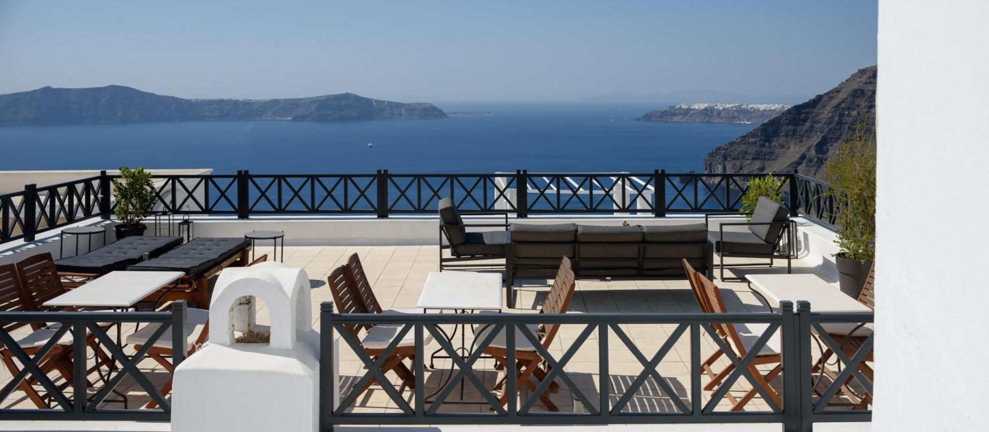 Firalia, Casa In Rock Suites Экстерьер фото